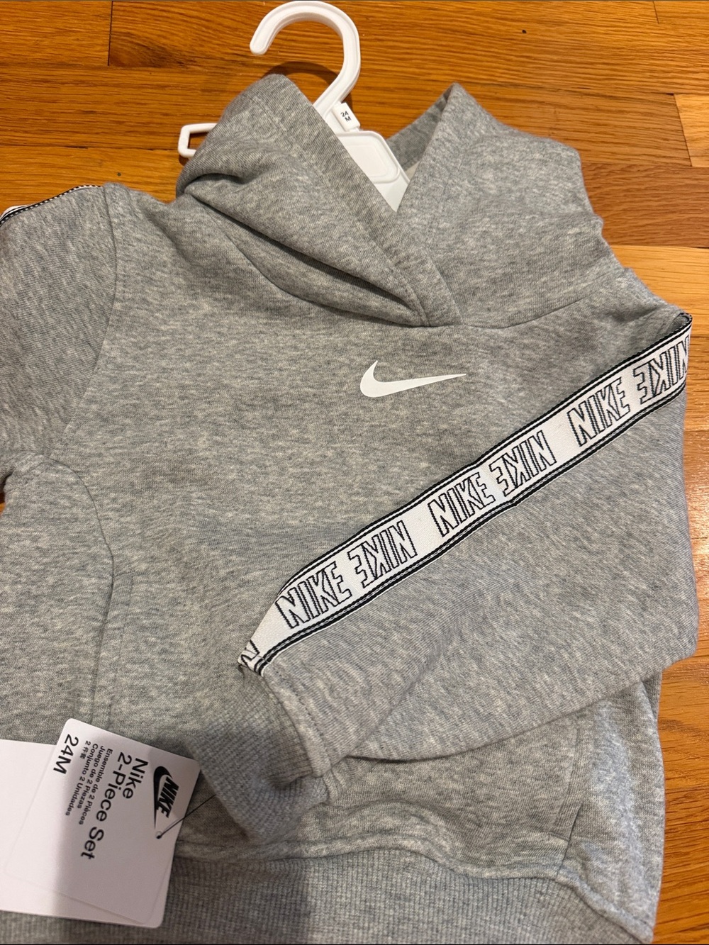 Nike Kids Gray Hoodie Sweatshirt with White Swoosh! Sz 24 months! Nwt!